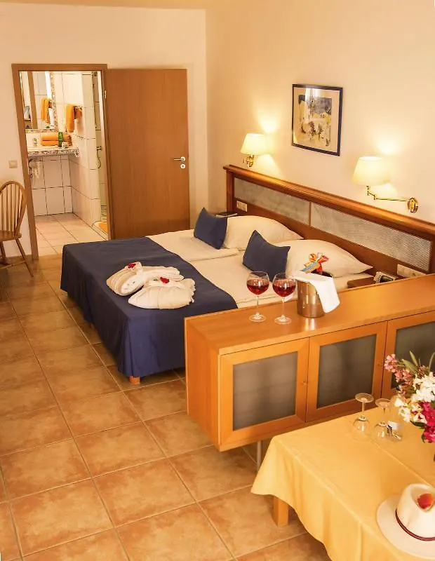 Suite Hotel Marina Playa Esquinzo 0*,  Ισπανία
