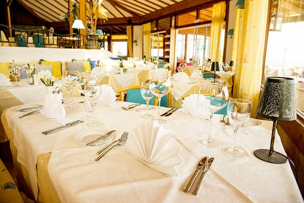 Apartment Suite Hotel Marina Playa Esquinzo Spain